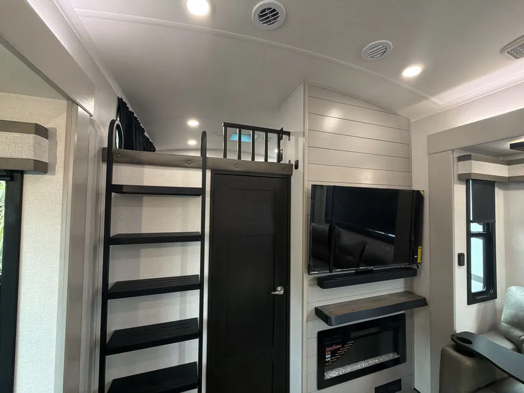2026 Jayco North Point 395DSDB, Photos photo 19