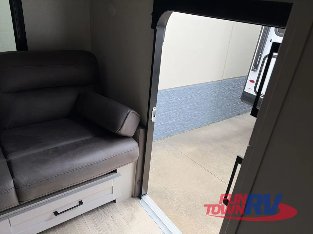 2026 Jayco Jay Feather 29QBH, Photos photo 27