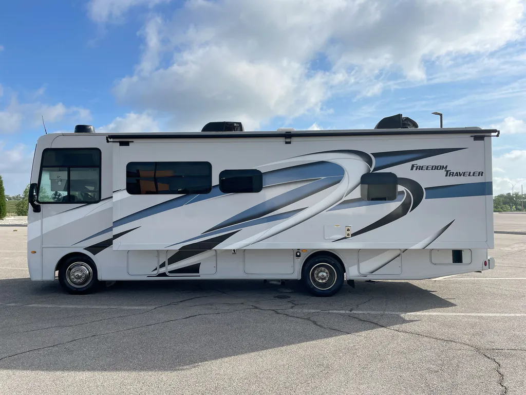 2024 Thor Motor Coach Freedom Traveler A29, Photos photo 6