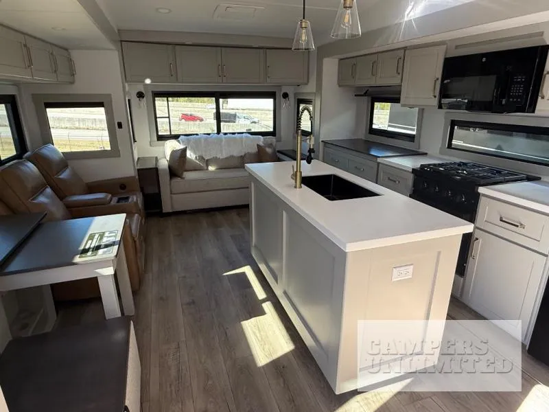 2026 Brinkley Model Z 2900 - Photo 4