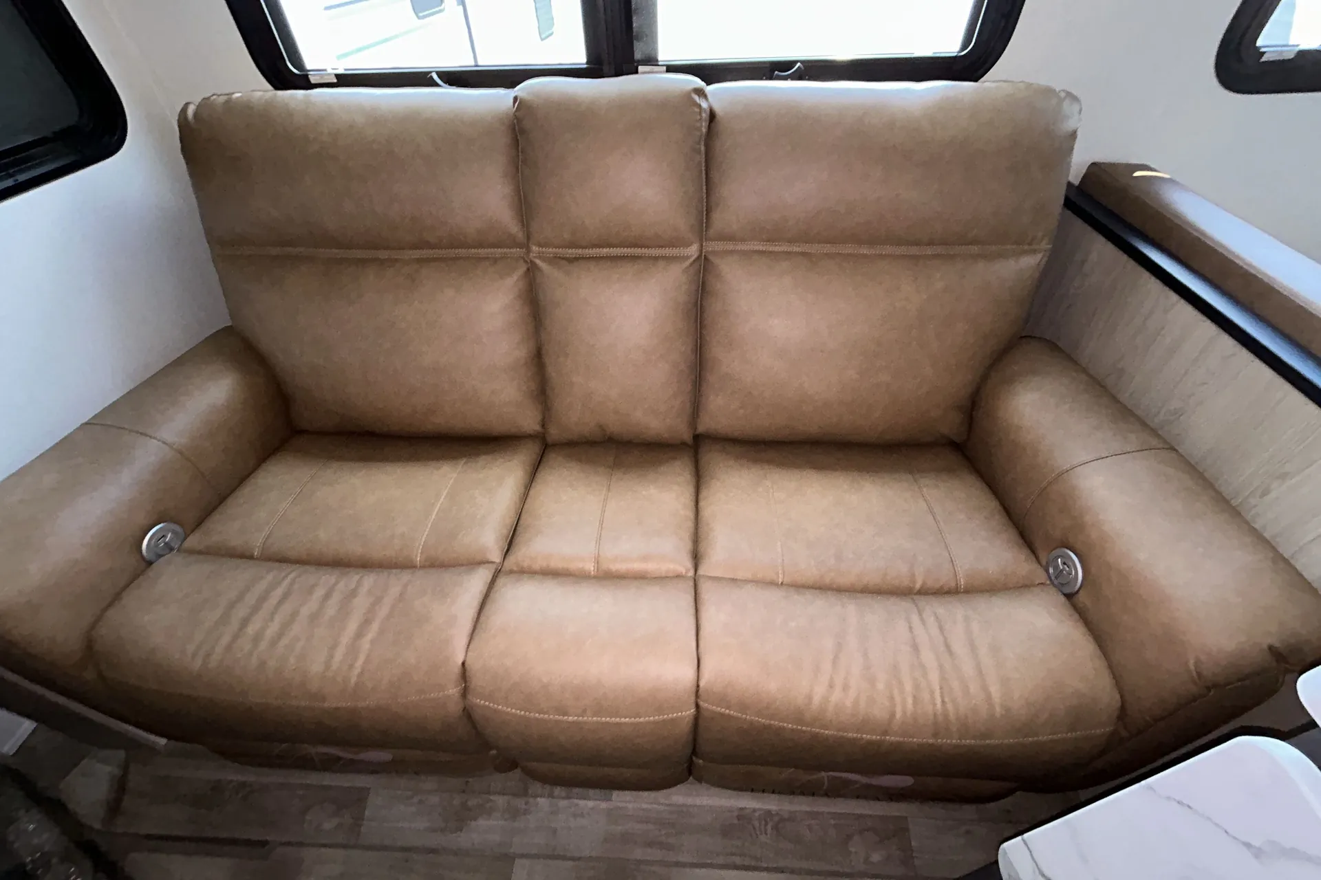 2026 k-z rv Ridgeway 35BH - Photo 4