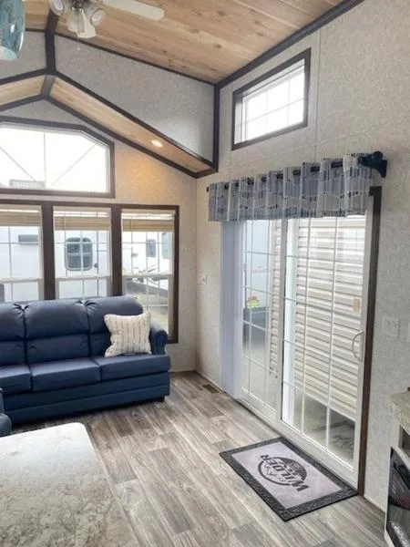2023 Forest River Quailridge 39ASL - Photo 4