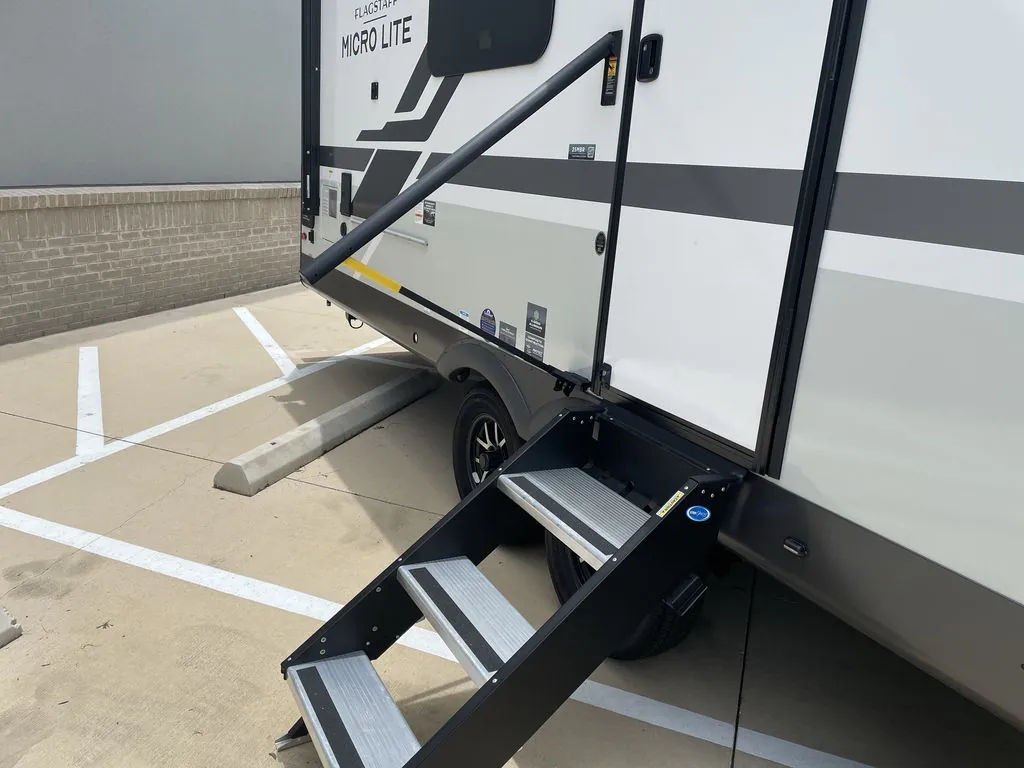 2027 Forest River Flagstaff Micro Lite 25MBR - Photo 4