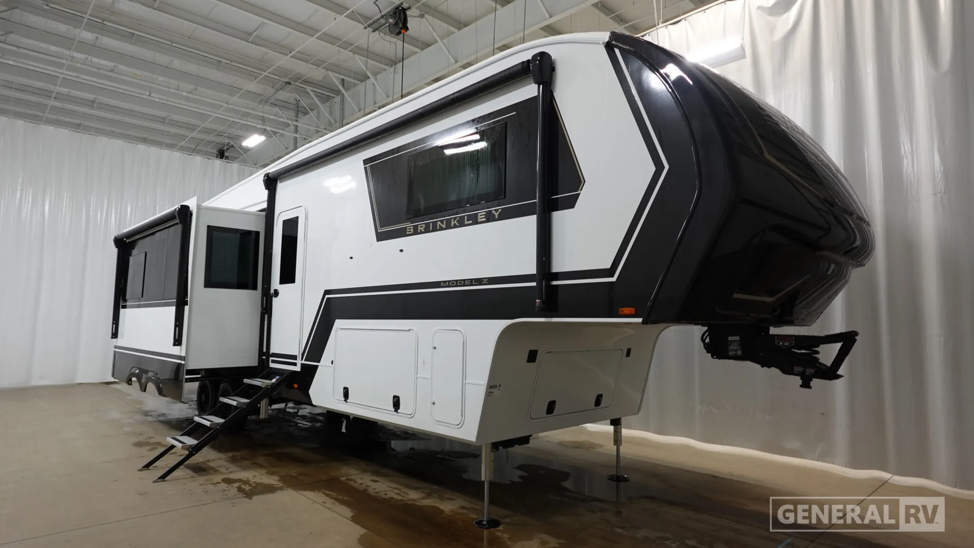 2026 Brinkley Model Z 3515 - Photo 2