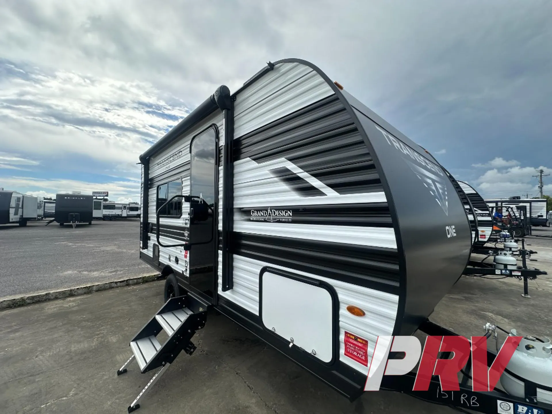 2026 Grand Design Transcend One 151RB - Photo 2