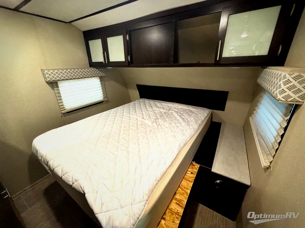2019 Prime Time LaCrosse 3399SE, Photos photo 11