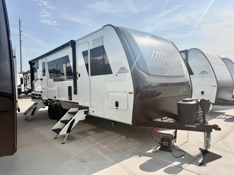 2027 Brinkley Model Ix 24X - Photo 2
