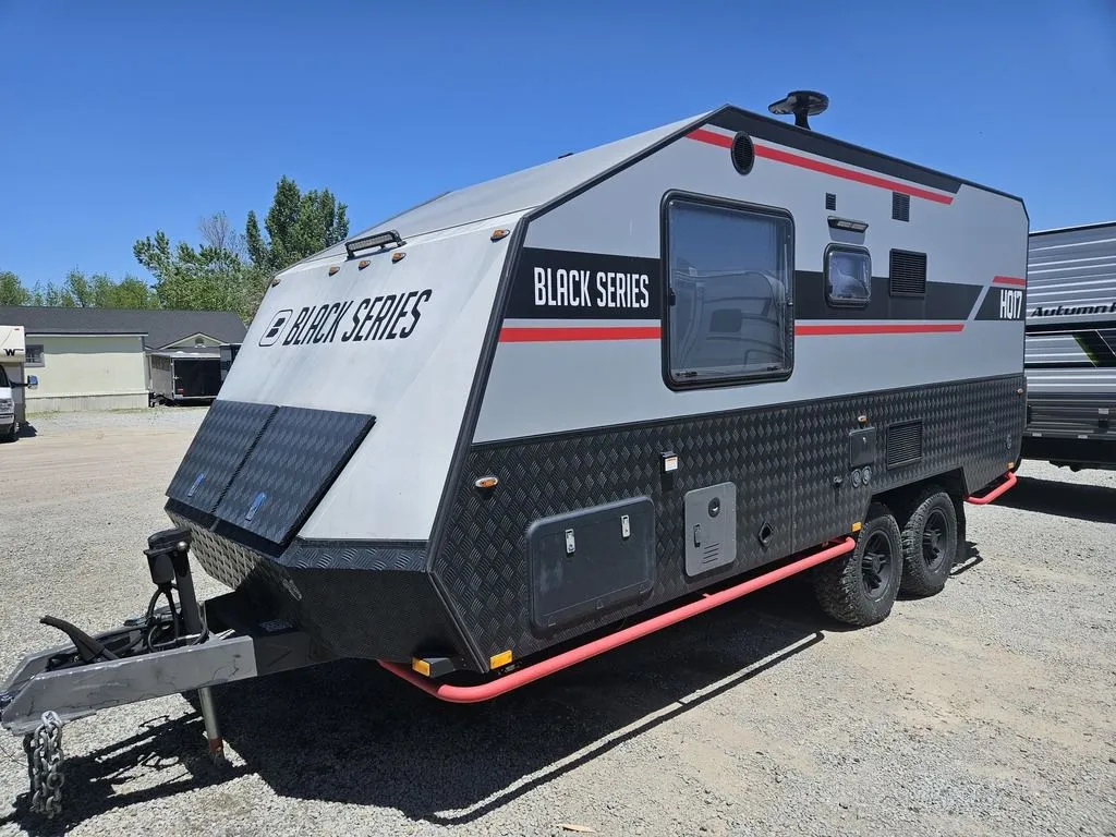 2023 BLACK SERIES CARAVAN HQ17 - Photo 2