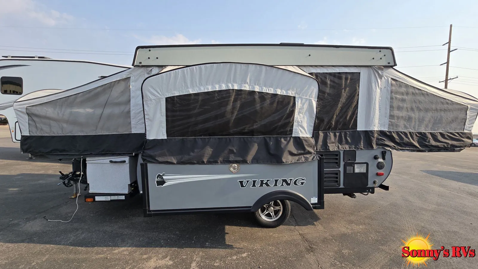 2019 Forest River Viking 2485SST - Photo 2