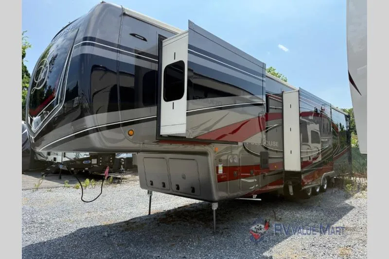 2022 DRV Luxury Suites FullHouse LX455 - Photo 2