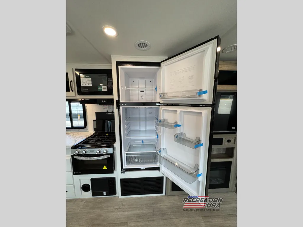 2026 Forest River Solaire 3150TBSS, Photos photo 8