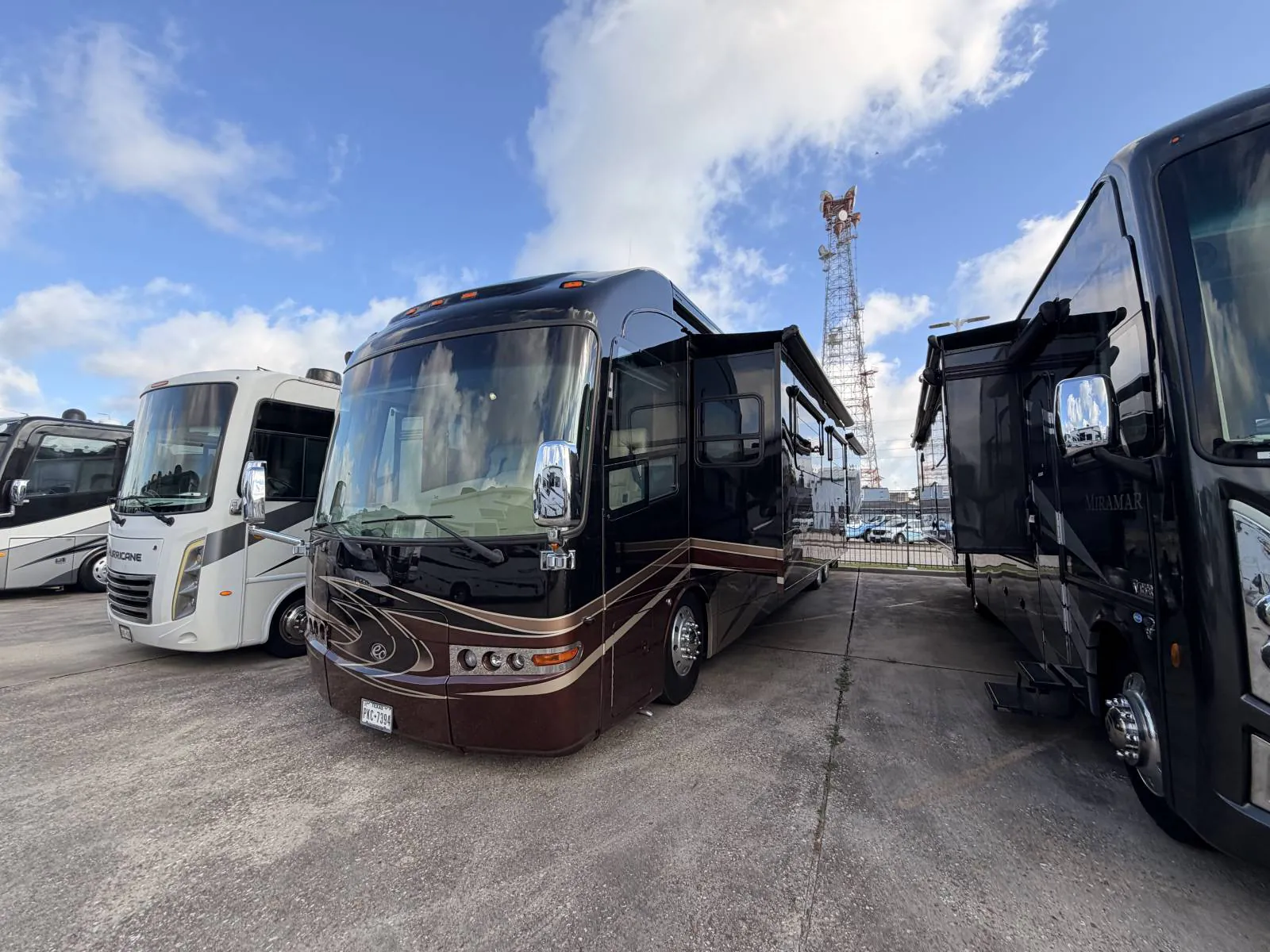 2014 Entegra Coach Anthem 44SL - Photo 2