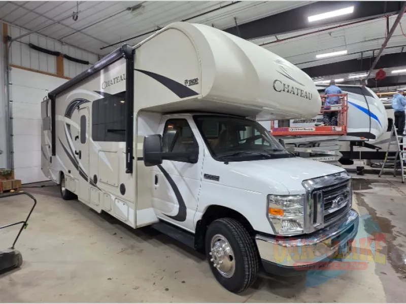 2017 Thor Motor Coach Chateau 31W - Photo 2