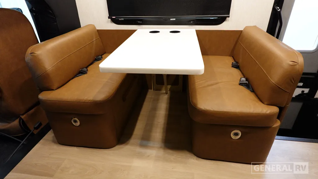 2027 NeXus RV Ghost 33DS, Photos photo 17