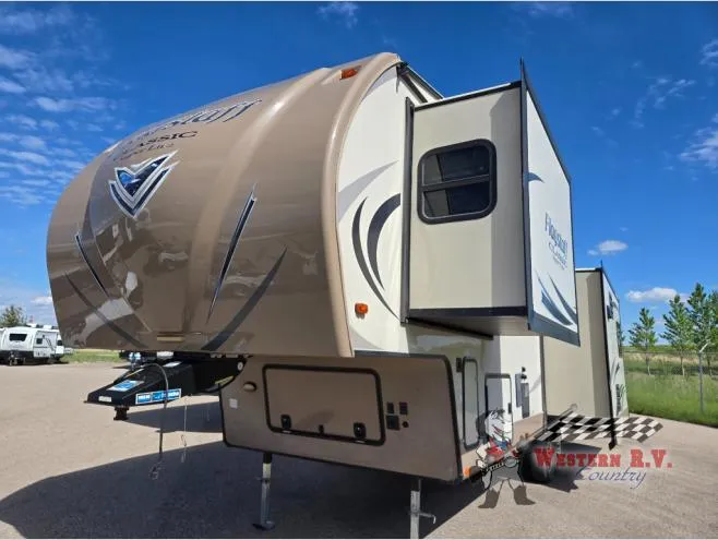 2018 Forest River RV Flagstaff Classic Super Lite 8529IKBS - Main photo
