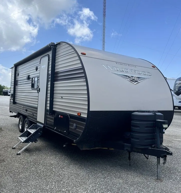 2012 Forest River Rockwood Ultra Lite 2604 - Photo 4