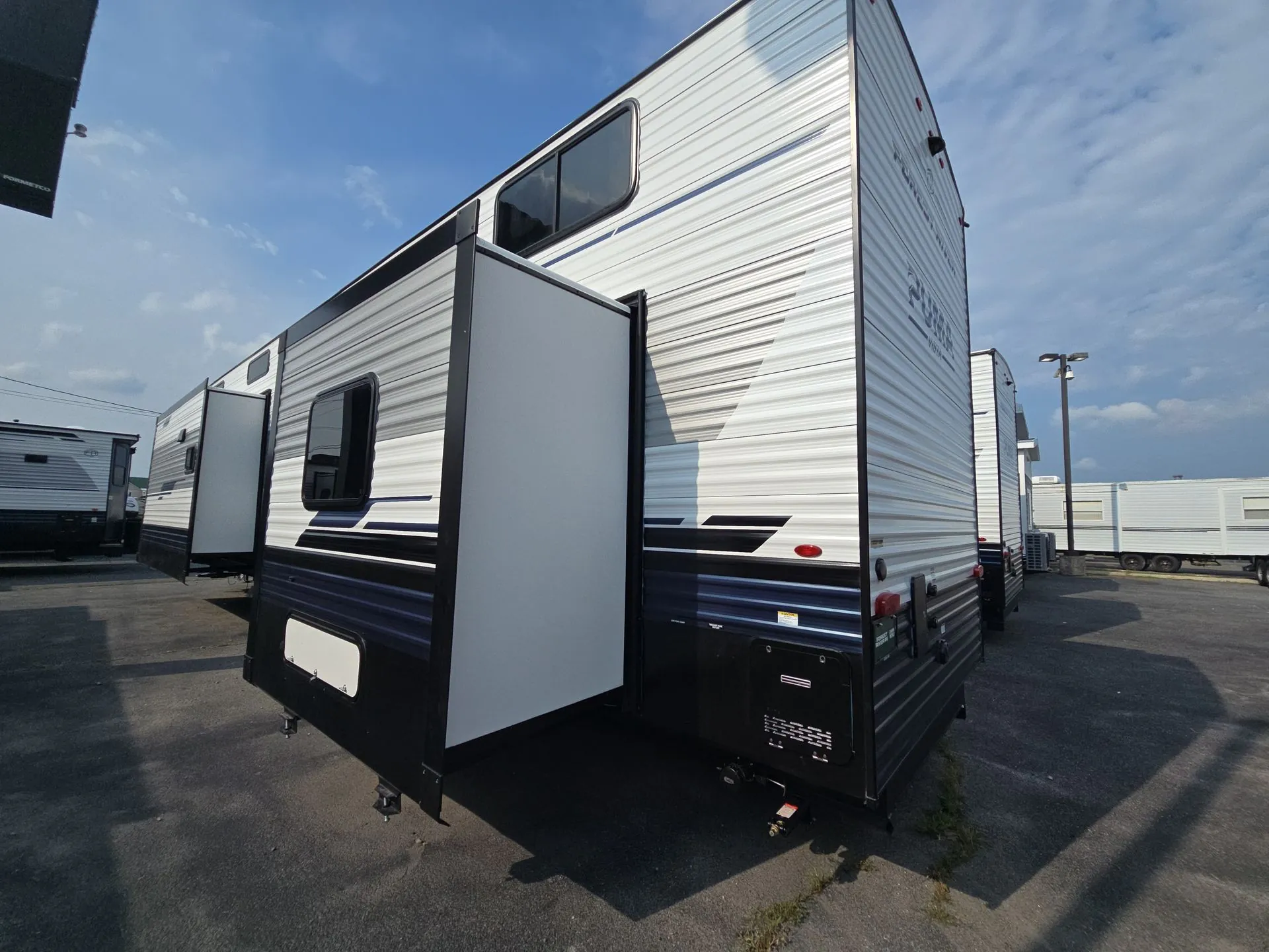 2027 Forest River Puma Vista 402LFT — off campside