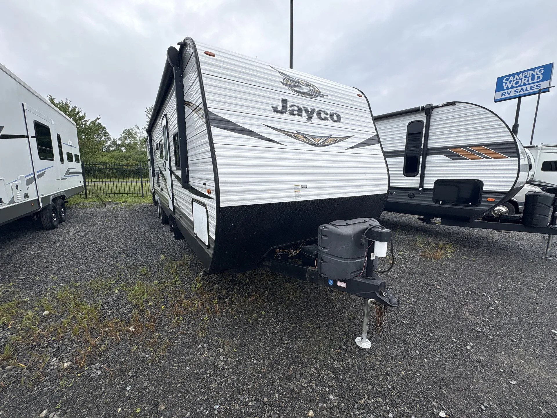2019 Jayco Jay Flight SLX 324BDS - Photo 2