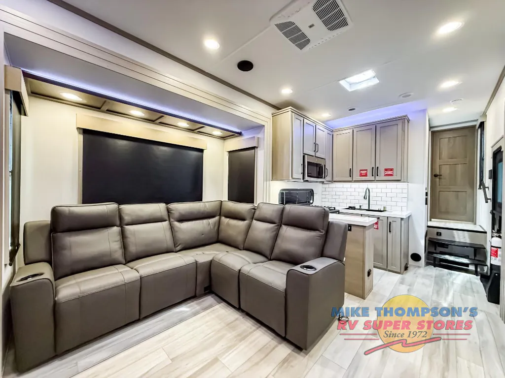 2026 Grand Design Momentum 414M, Photos photo 18
