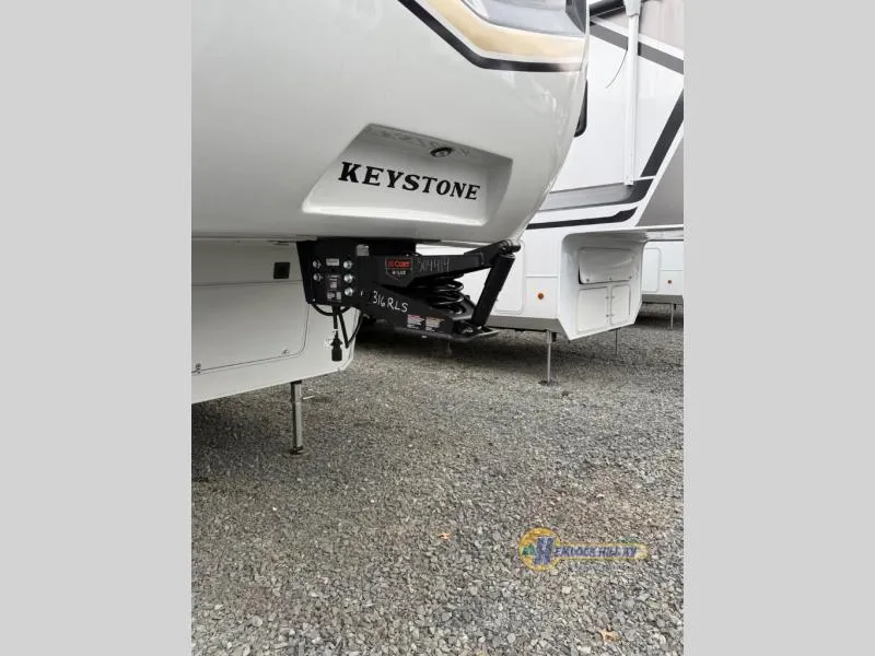 2026 Keystone Cougar 316RLS - Photo 3