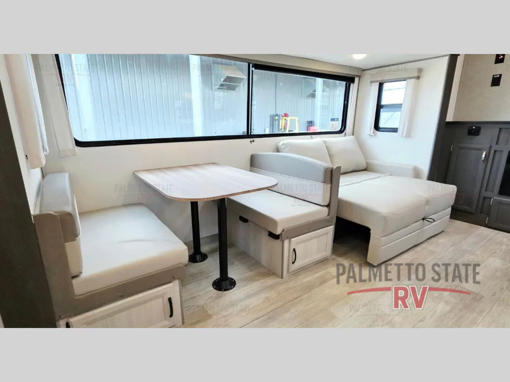 2027 Coachmen Catalina Legacy Edition 333DBDSCK, Photos photo 12