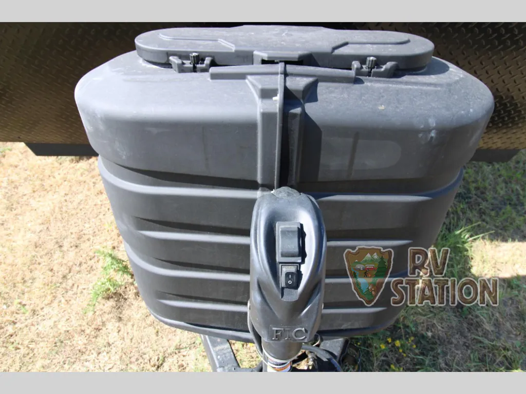 2027 Forest River Puma 32BHQS, Photos photo 10