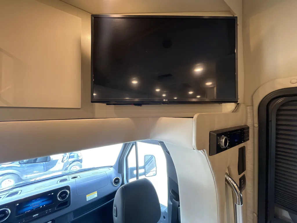 2020 Tiffin Wayfarer 25 RW, Photos photo 13