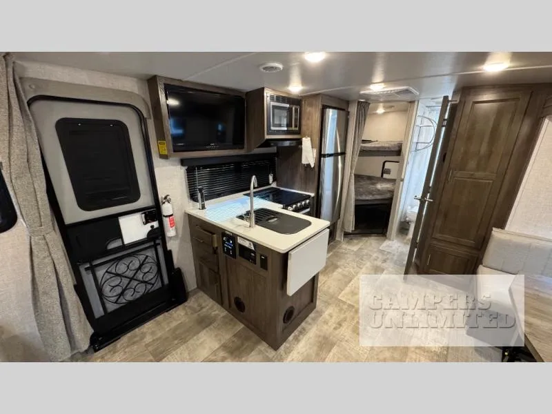 2023 Forest River Flagstaff Micro Lite 25BRDS - Photo 3
