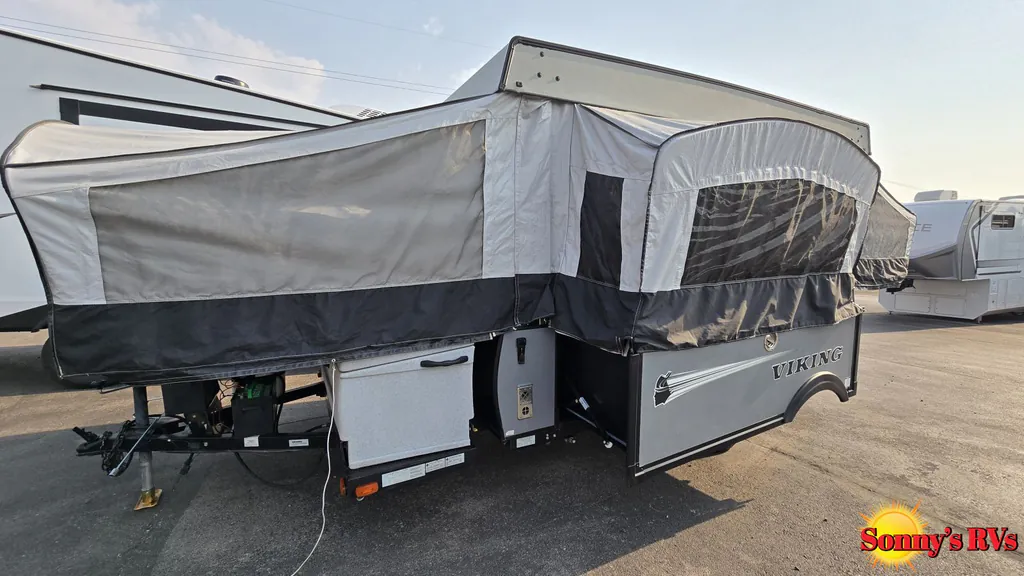 2019 Forest River Viking 2485SST, Photos photo 4