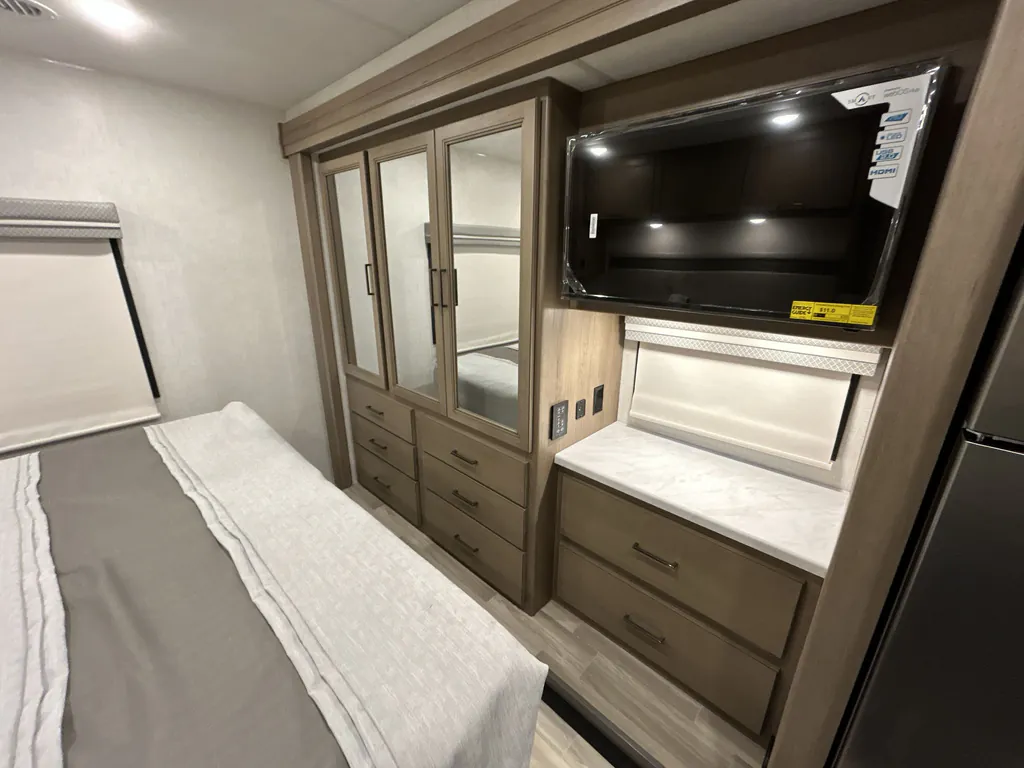 2026 Thor Motor Coach Windsport 29L, Photos photo 12