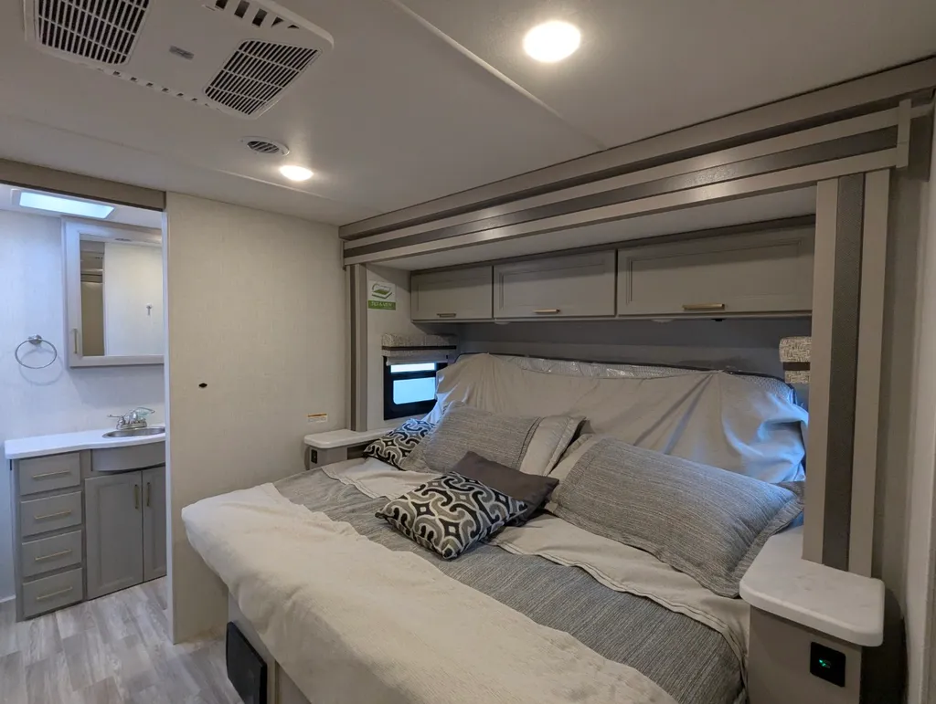 2026 Thor Motor Coach Windsport 36H, Photos photo 24