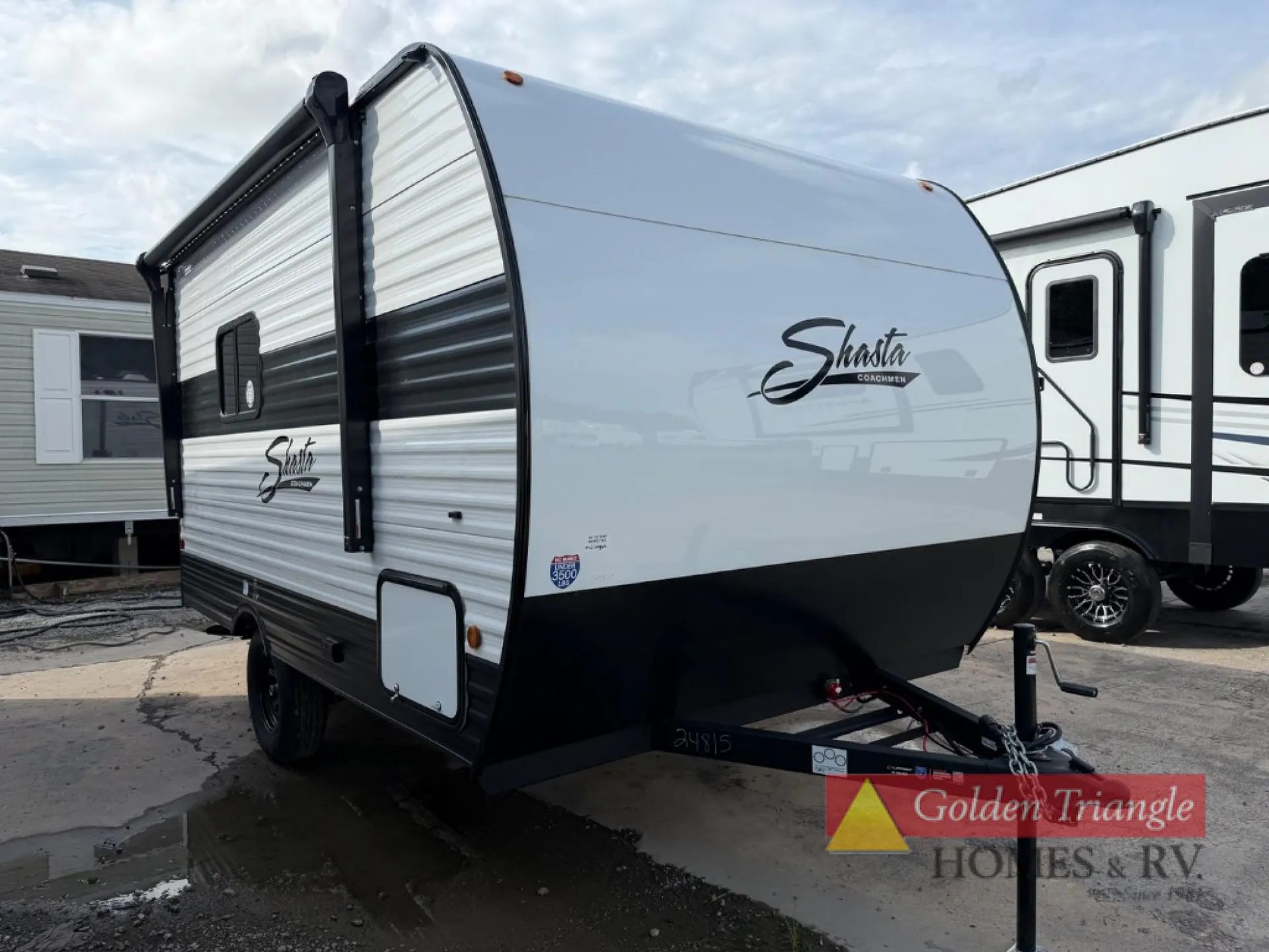 2026 Shasta Compact 17DB - Photo 3
