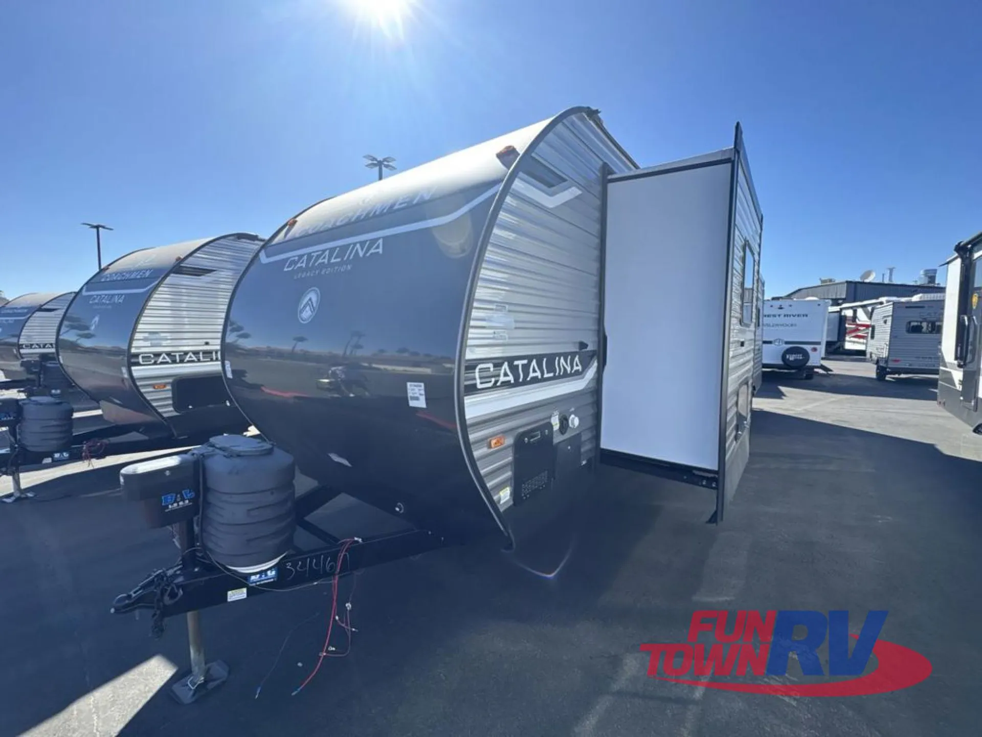 2025 Coachmen Catalina Legacy Edition 313RLTS - Photo 4