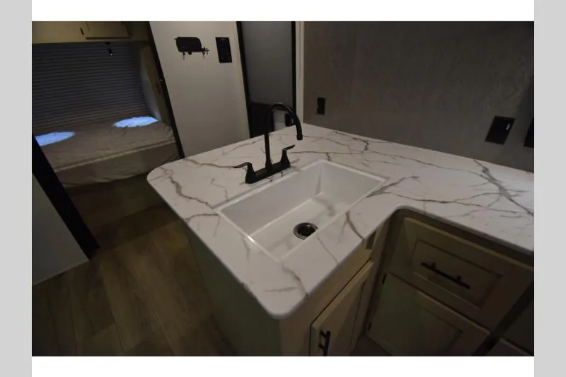 2026 Shasta RVs i-5 Edition 526RBS, Photos photo 9