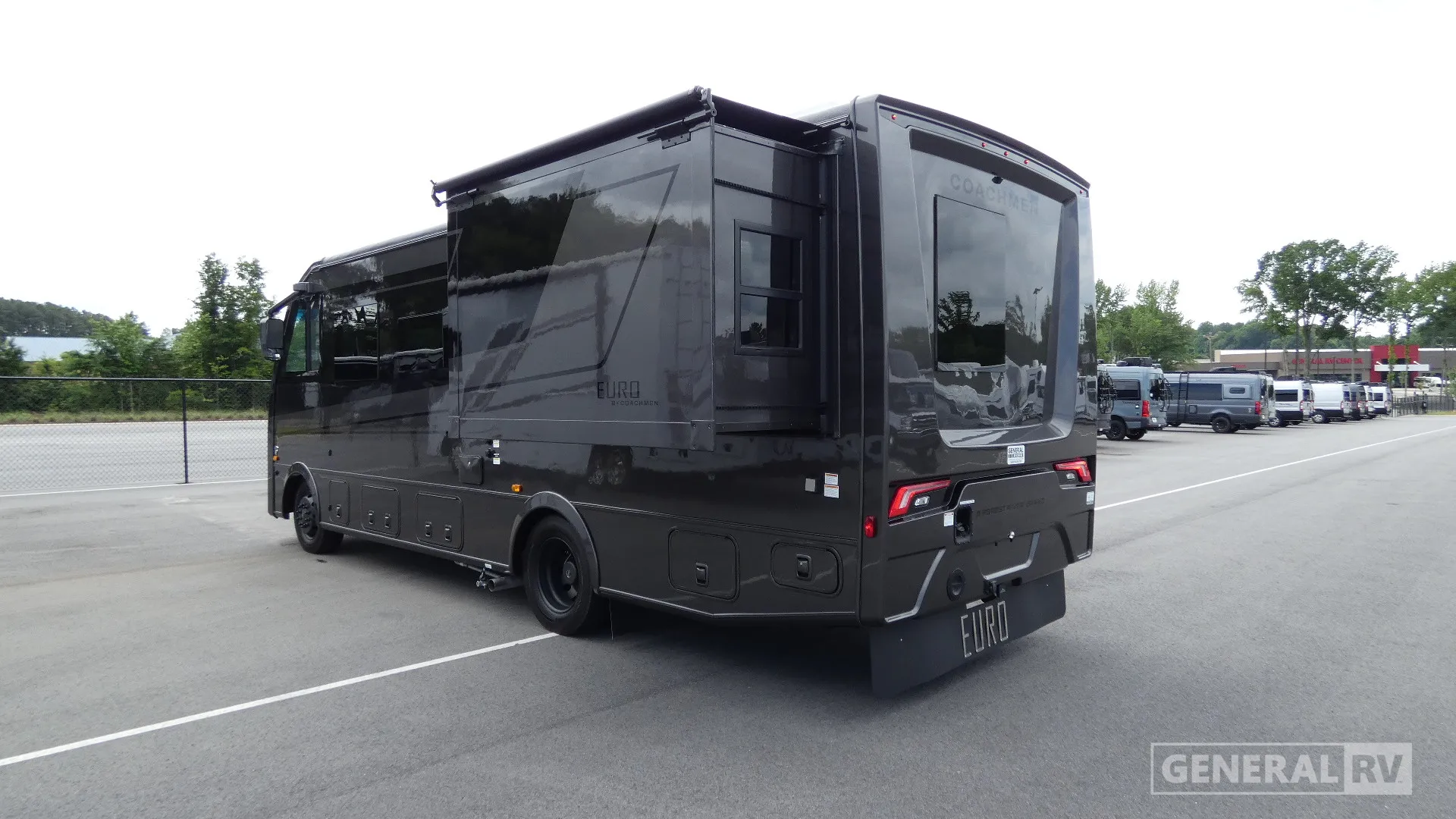 2027 Coachmen Euro 25EU - Photo 4