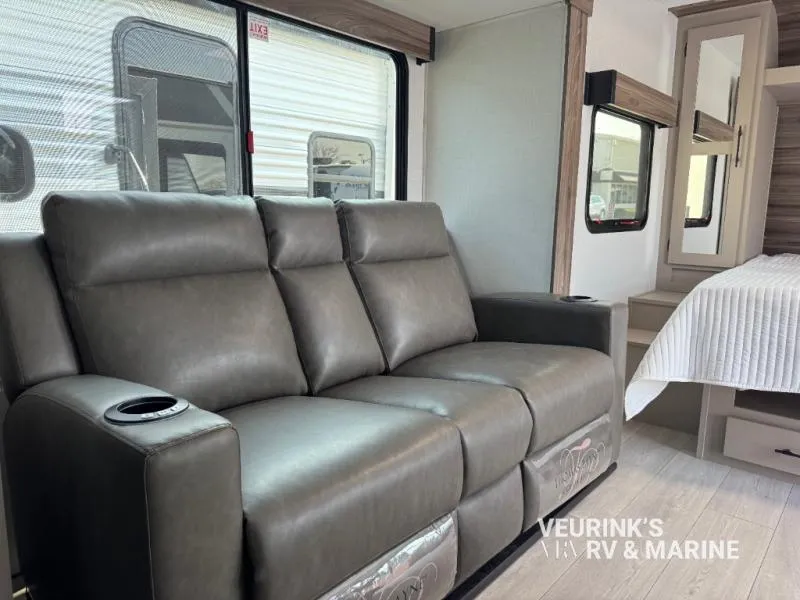 2026 KZ Connect SE C211MKSE - Photo 3