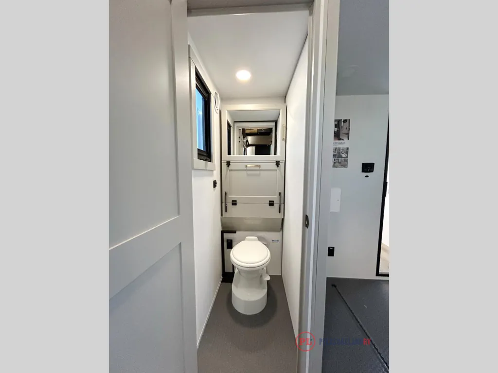 2026 Brinkley Model G 4100, Photos photo 16