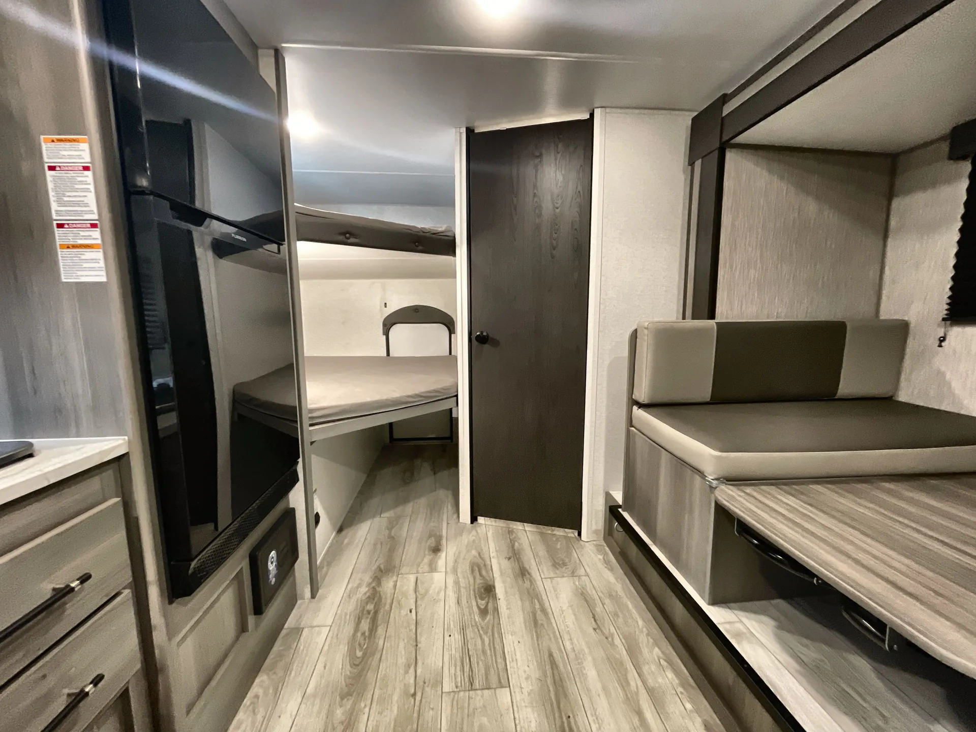 2025 Keystone Hideout Sport 181BH — living area main
