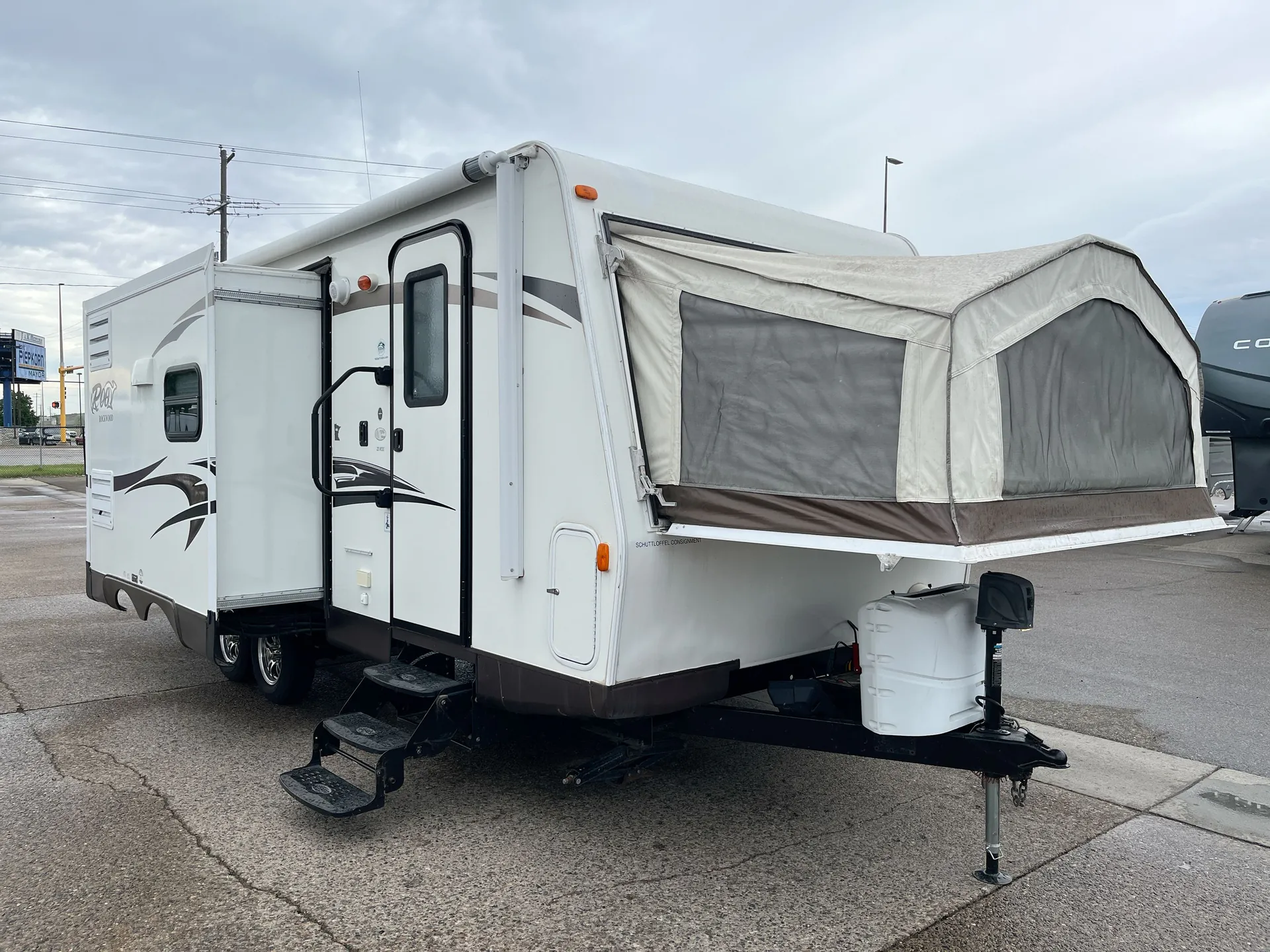 2015 Forest River Rockwood Roo 23IKSS - Photo 2