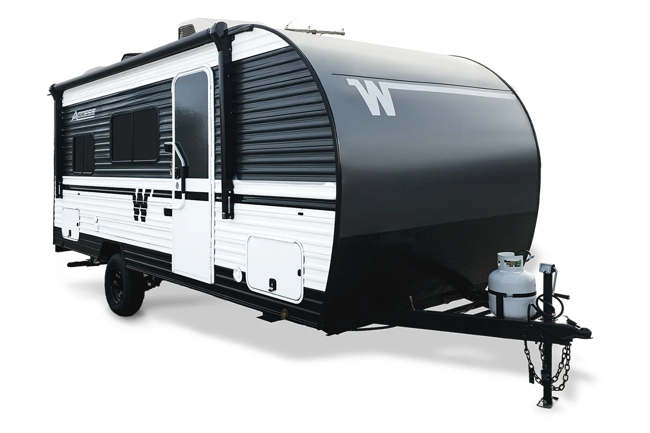 Winnebago Access 18DBH exterior