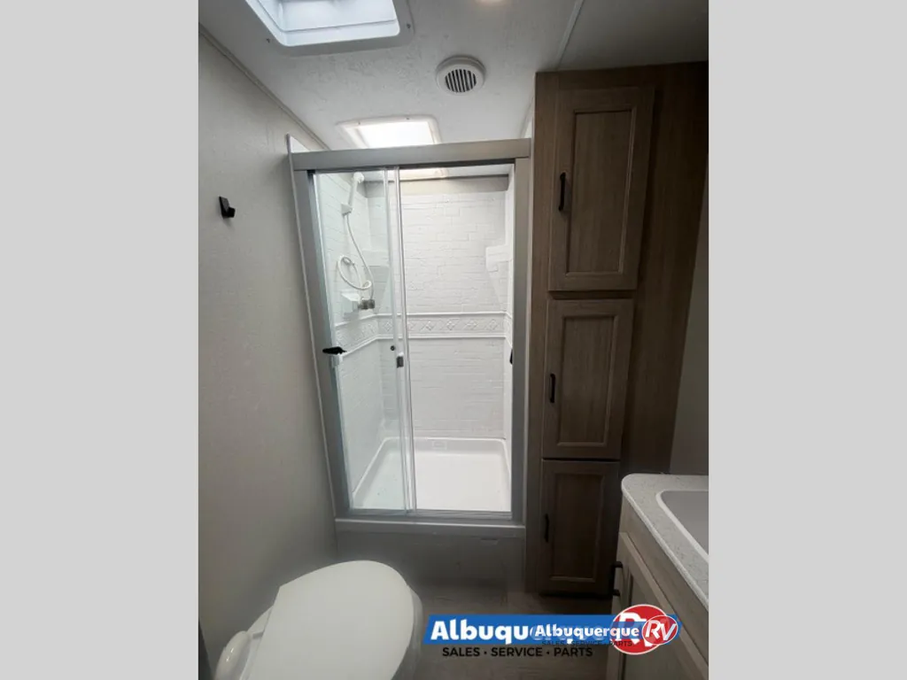 2026 Coachmen Catalina Legacy Edition 283RNR, Photos photo 13