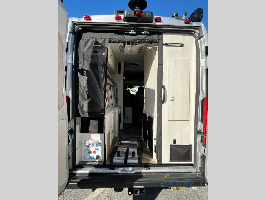2025 Winnebago Travato 59G, Photos photo 6
