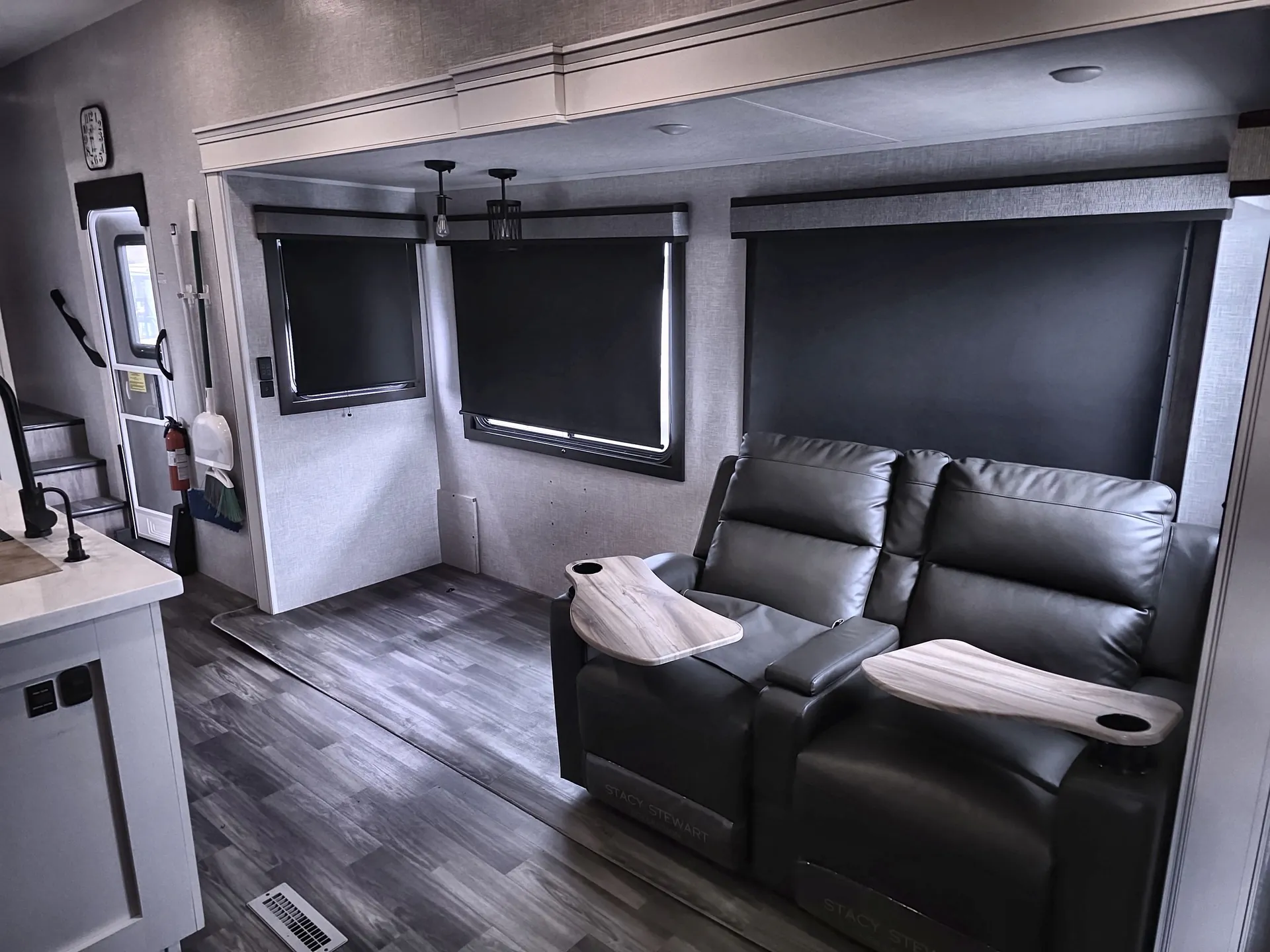 2024 Jayco Eagle 355MBQS — living area main