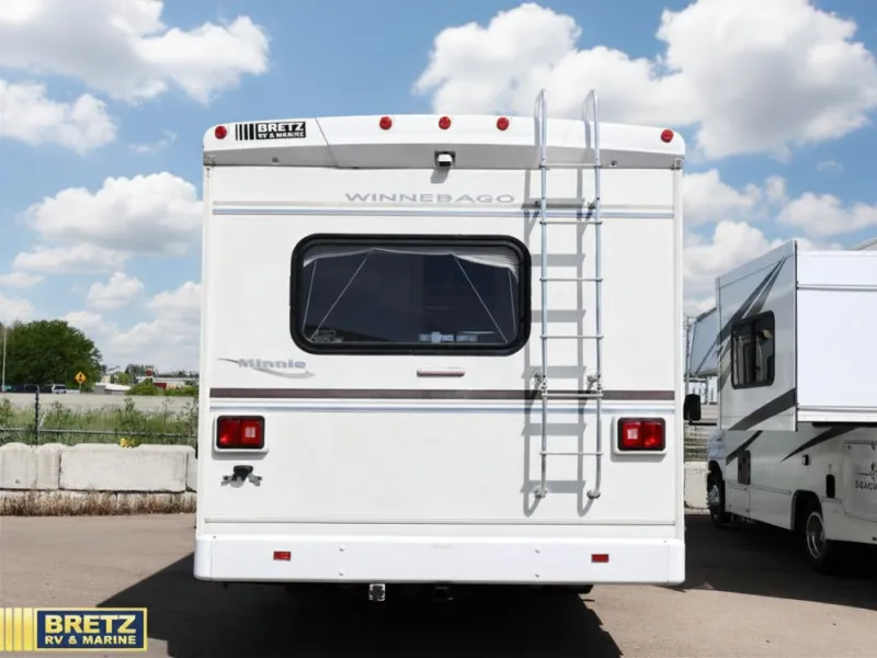 2004 Winnebago Minnie Winnie Used    31 C - Photo 3