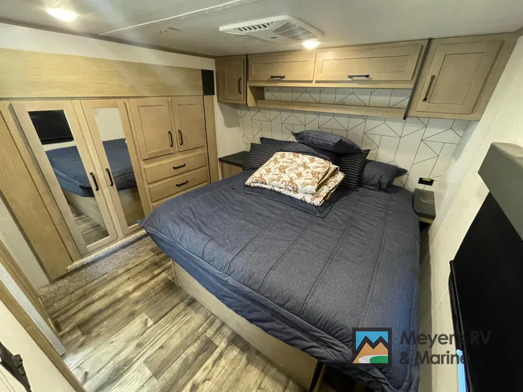 2023 Keystone Raptor 362, Photos photo 28