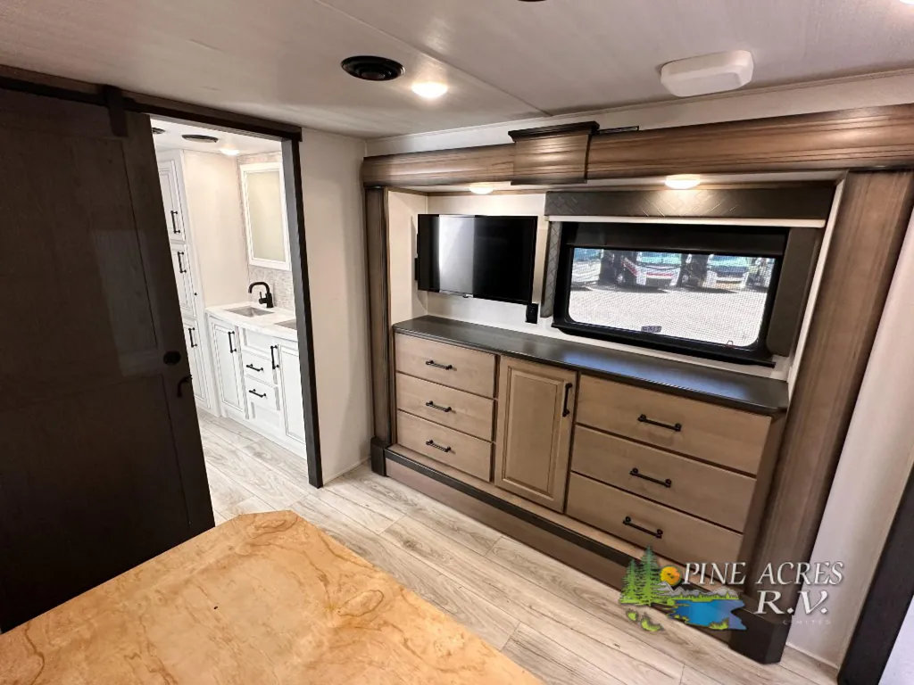 2024 Keystone Montana 3901RK, Photos photo 36