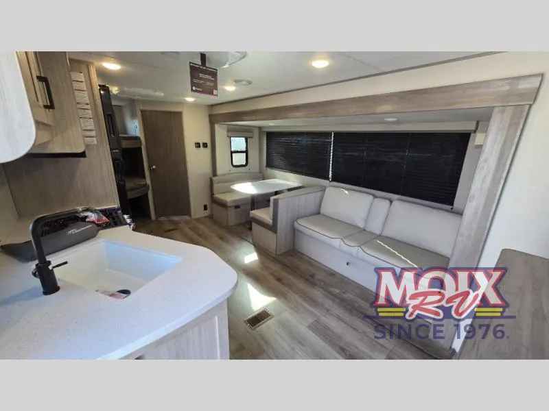 2026 Coachmen Catalina Summit Series 8 261BHS - Photo 3