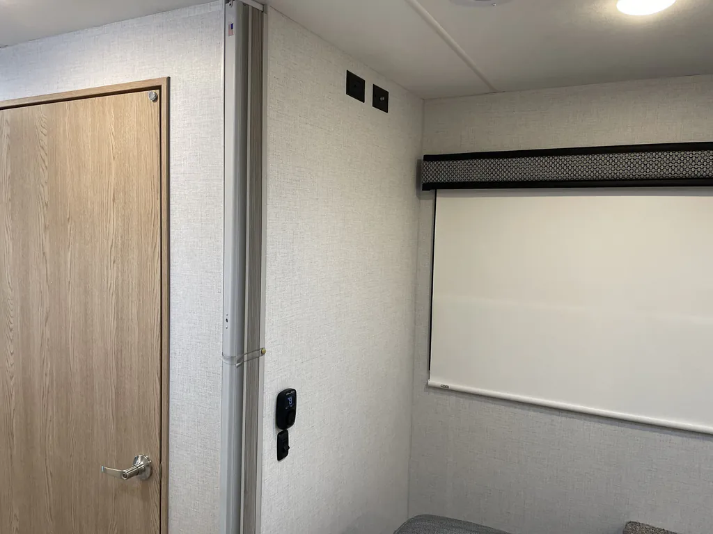 2026 Thor Motor Coach Freedom Elite 28HZ, Photos photo 29
