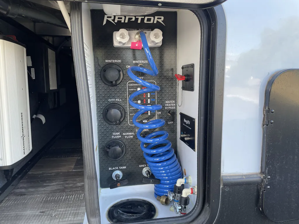 2021 Keystone Raptor 413, Photos photo 28