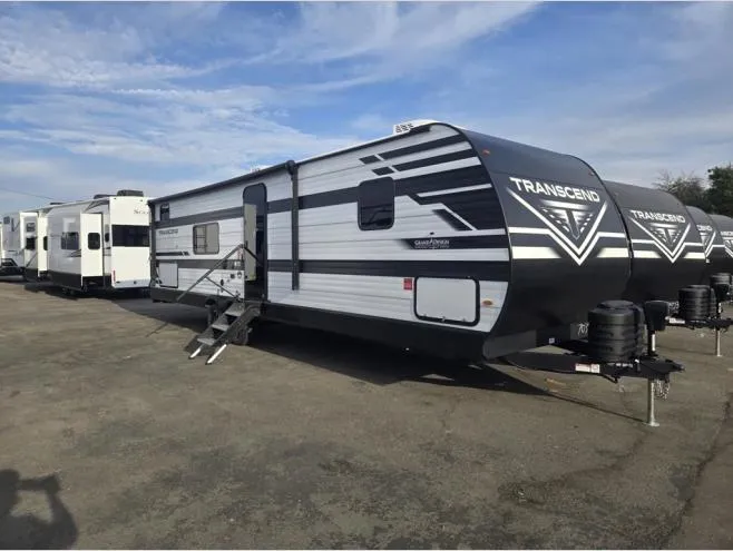 2026 Grand Design Transcend 295QBT - Photo 4